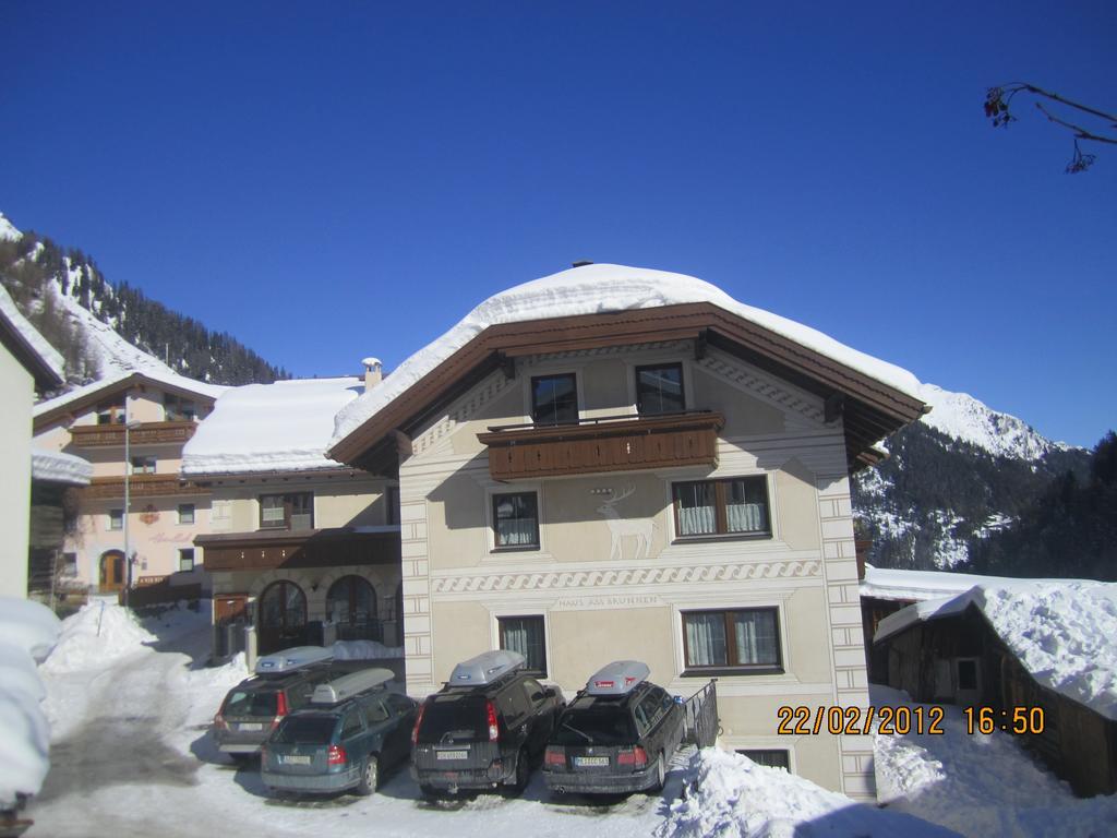 Charlys Ferienwohnung Samnaun Exterior foto